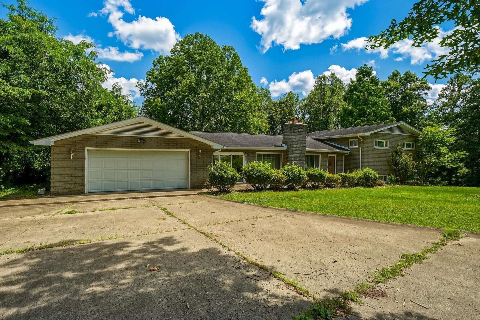 3.1 Acres of Land with Home for Sale in Milton, West Virginia