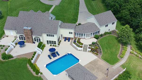 18 Acres of Land with Home for Sale in Albia, Iowa