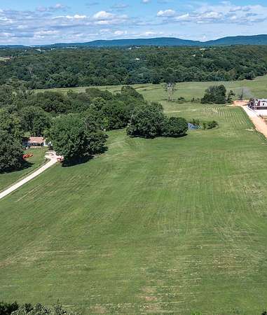 3 Acres of Land for Sale in Prairie Grove, Arkansas