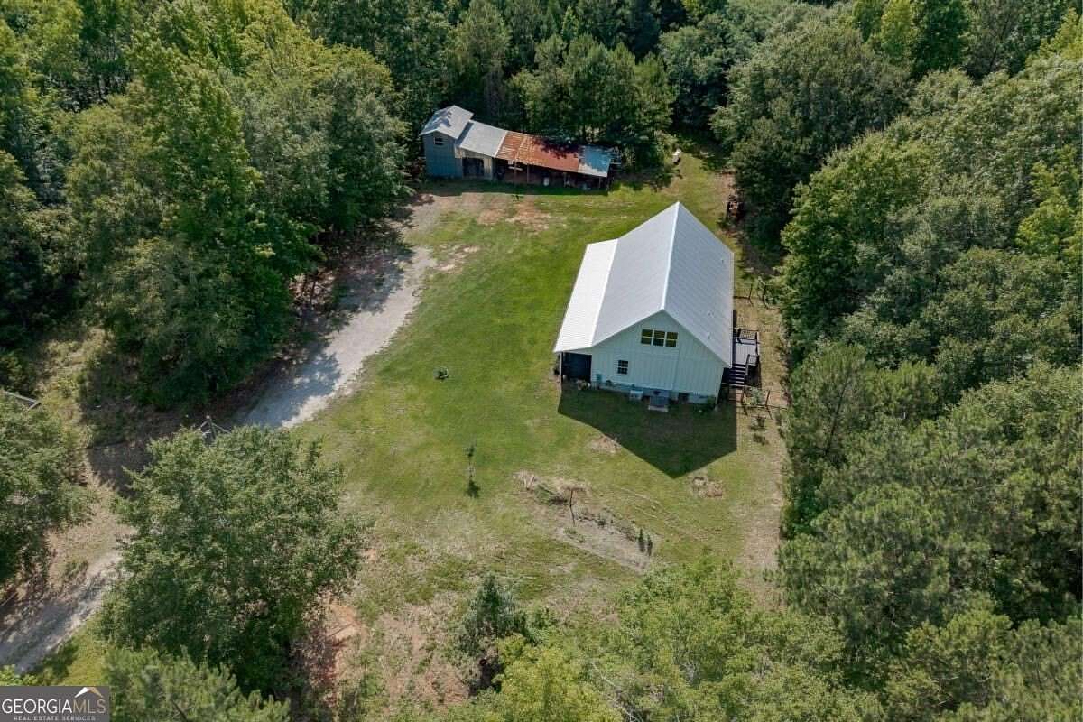 5.56 Acres of Land with Home for Sale in Hull, Georgia