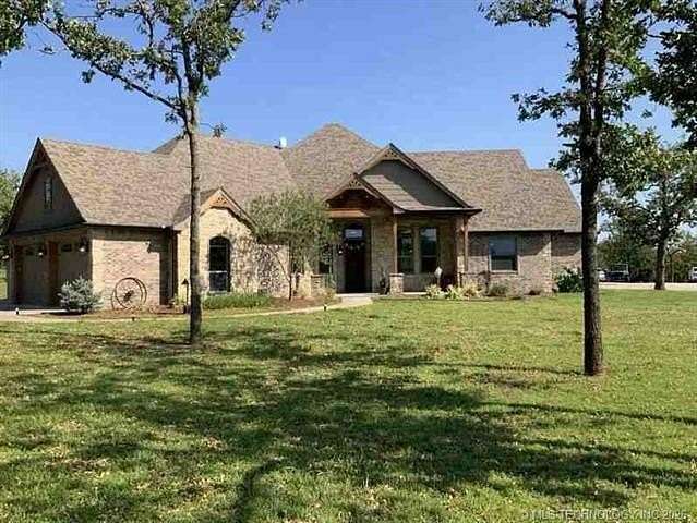 17.4 Acres of Land with Home for Sale in Skiatook, Oklahoma