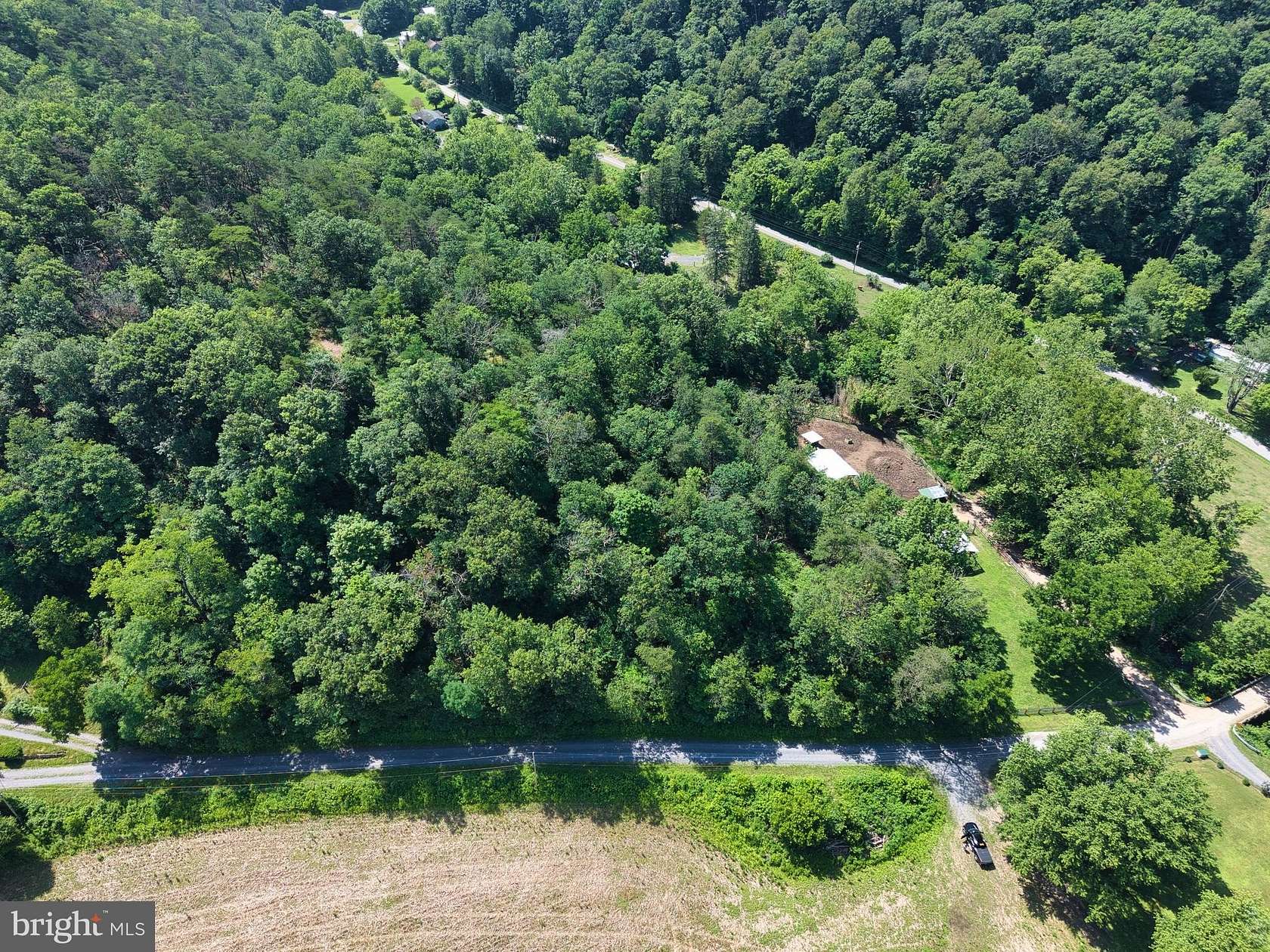 7 Acres of Residential Land for Sale in Berkeley Springs, West Virginia