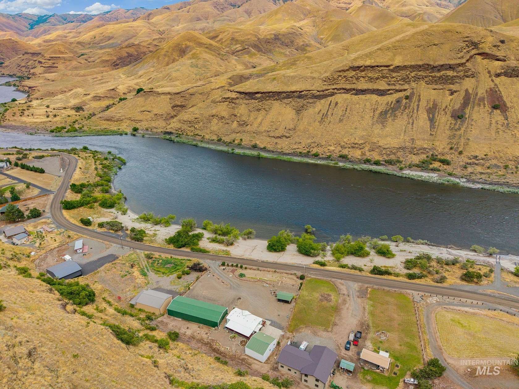 5 Acres of Land with Home for Sale in Asotin, Washington