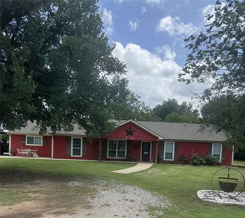 5.17 Acres of Land with Home for Sale in Mineral Wells, Texas