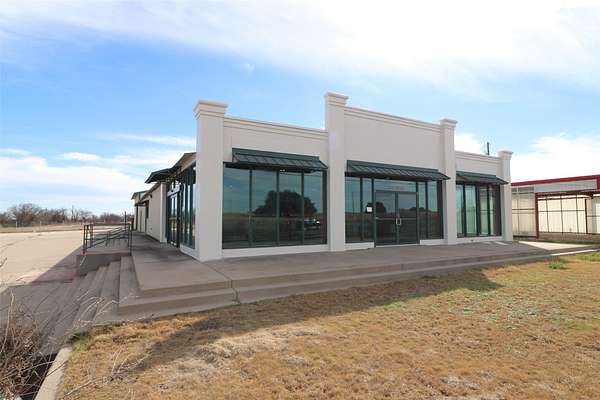 6.5 Acres of Commercial Land for Lease in Stephenville, Texas