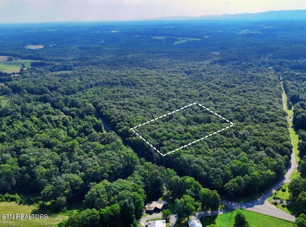 5.32 Acres of Residential Land for Sale in Crossville, Tennessee