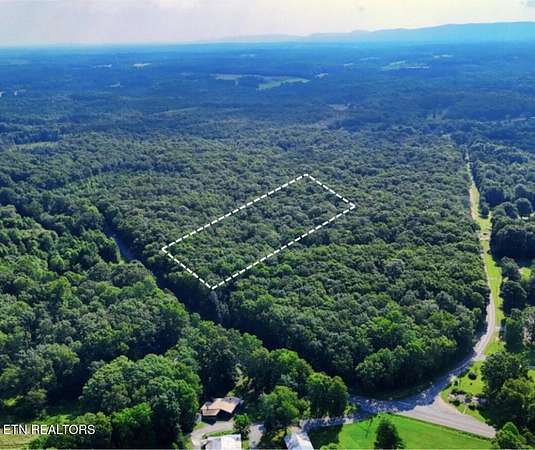 5.76 Acres of Residential Land for Sale in Crossville, Tennessee