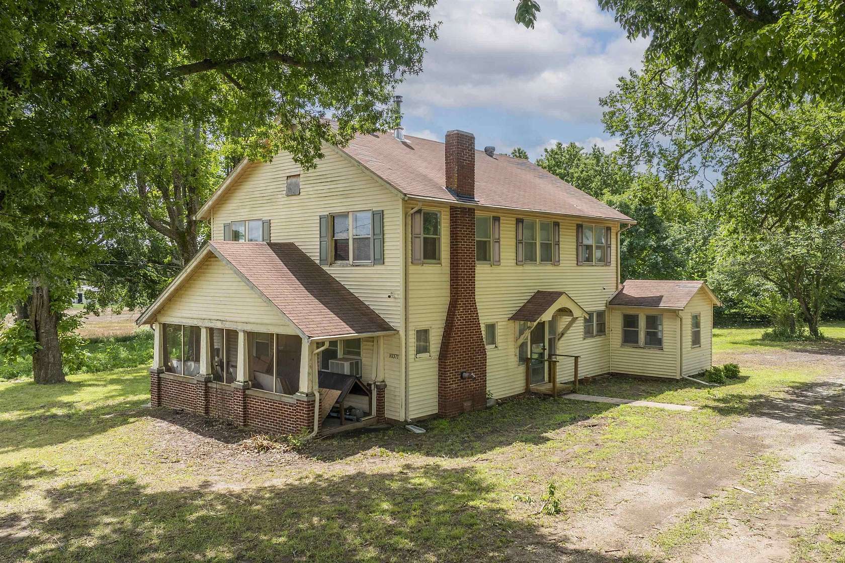 4.76 Acres of Land with Home for Sale in Arkansas City, Kansas