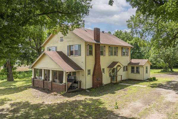 4.76 Acres of Land with Home for Sale in Arkansas City, Kansas
