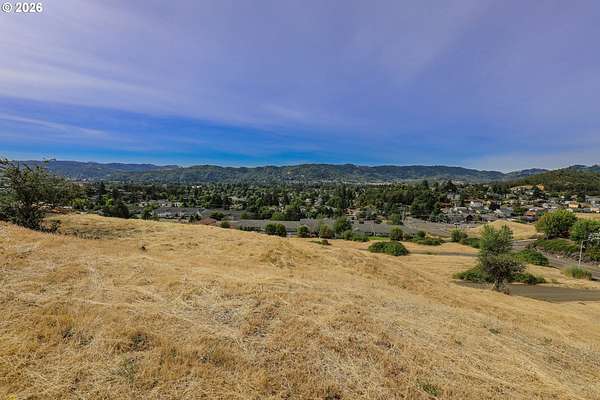 0.26 Acres of Residential Land for Sale in Roseburg, Oregon