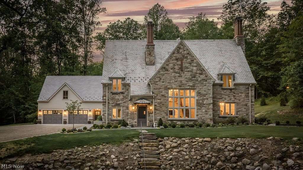 7 Acres of Land with Home for Sale in Chagrin Falls, Ohio