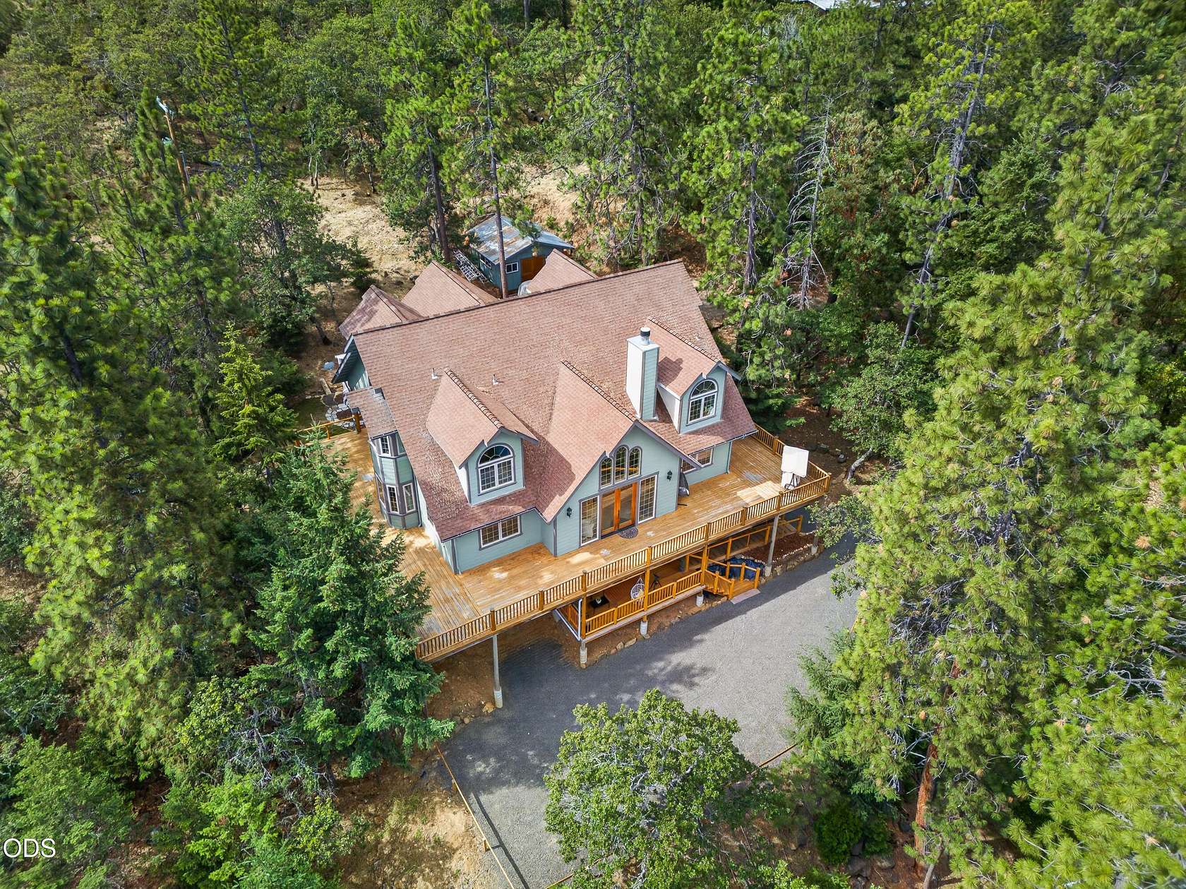 5 Acres of Land with Home for Sale in Ashland, Oregon