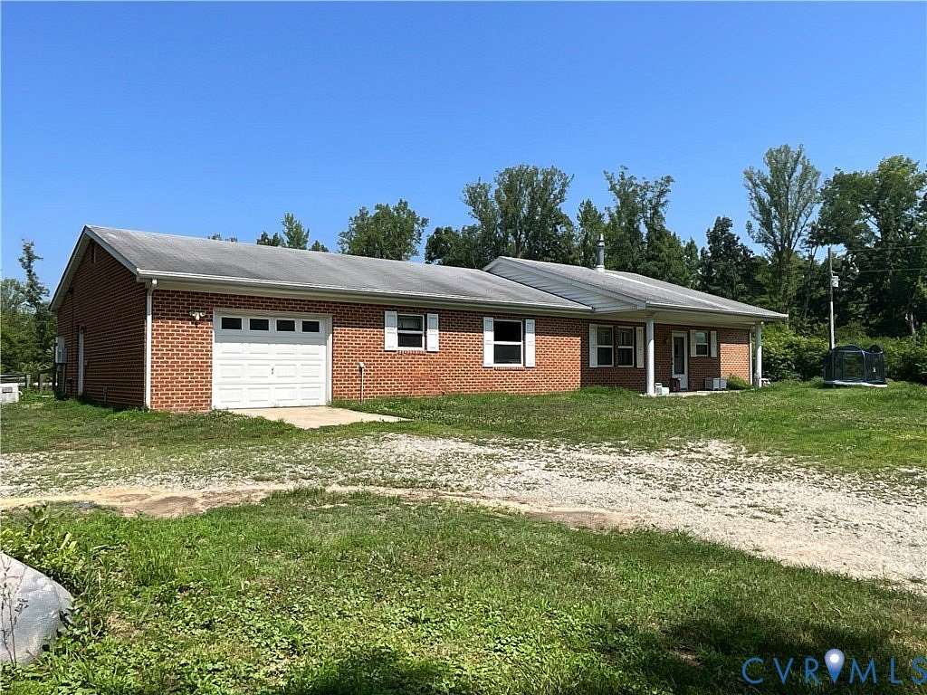 6.69 Acres of Land with Home for Lease in Amelia Court House, Virginia