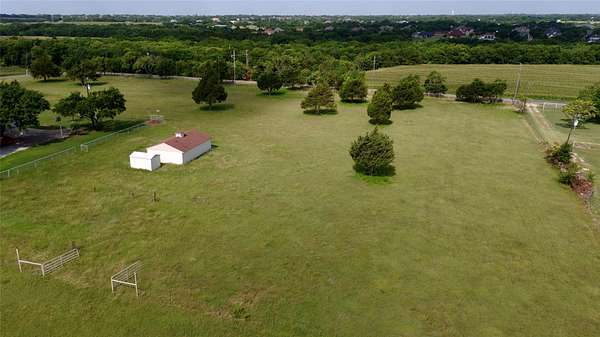 2 Acres of Residential Land for Sale in Red Oak, Texas