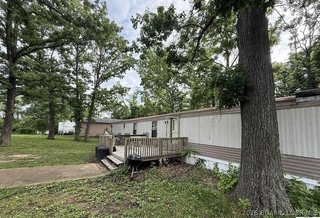 4.7 Acres of Land with Home for Sale in Warsaw, Missouri