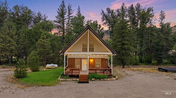 2.45 Acres of Land with Home for Sale in Mountain Home, Idaho