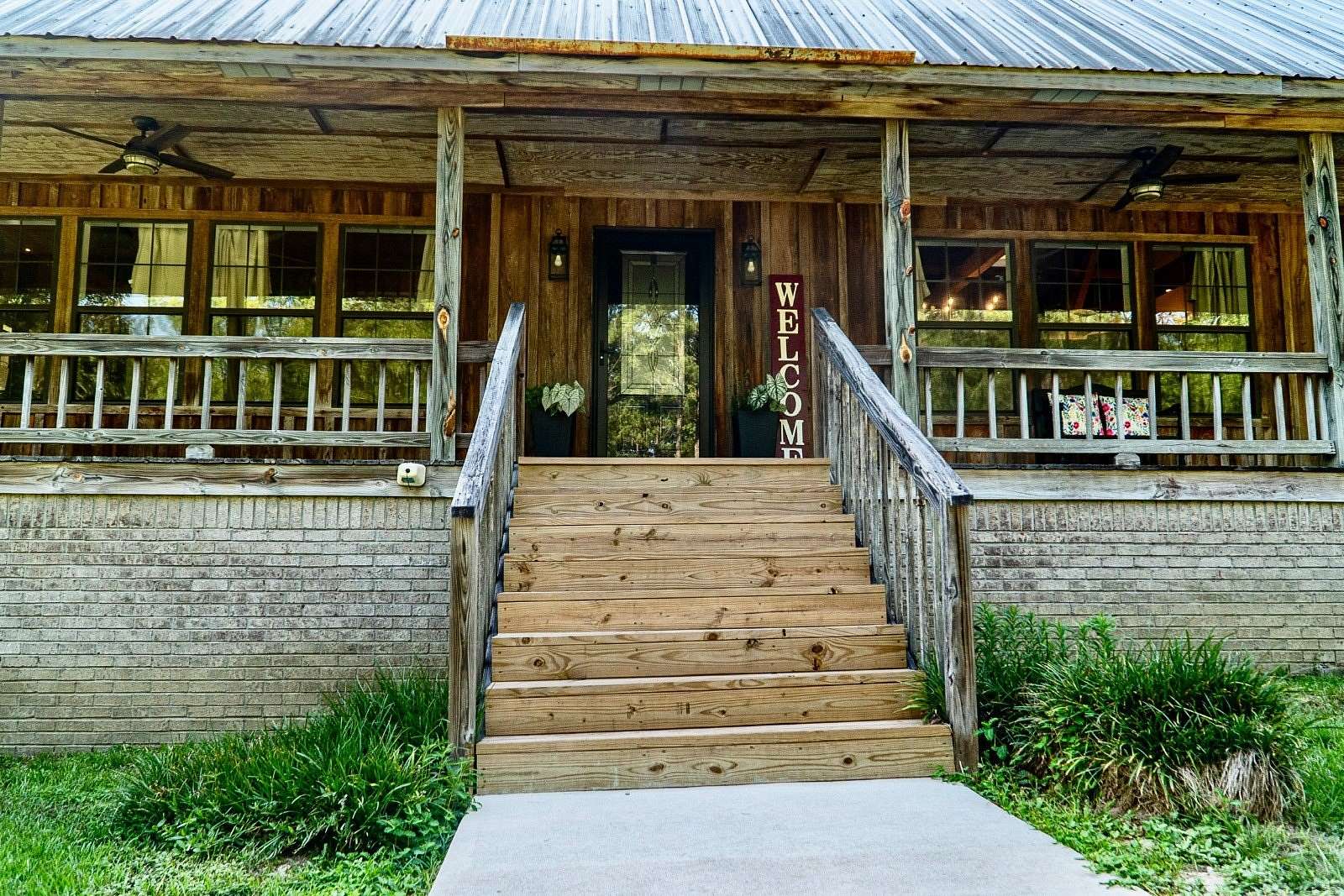 10.5 Acres of Land with Home for Sale in Grove Hill, Alabama