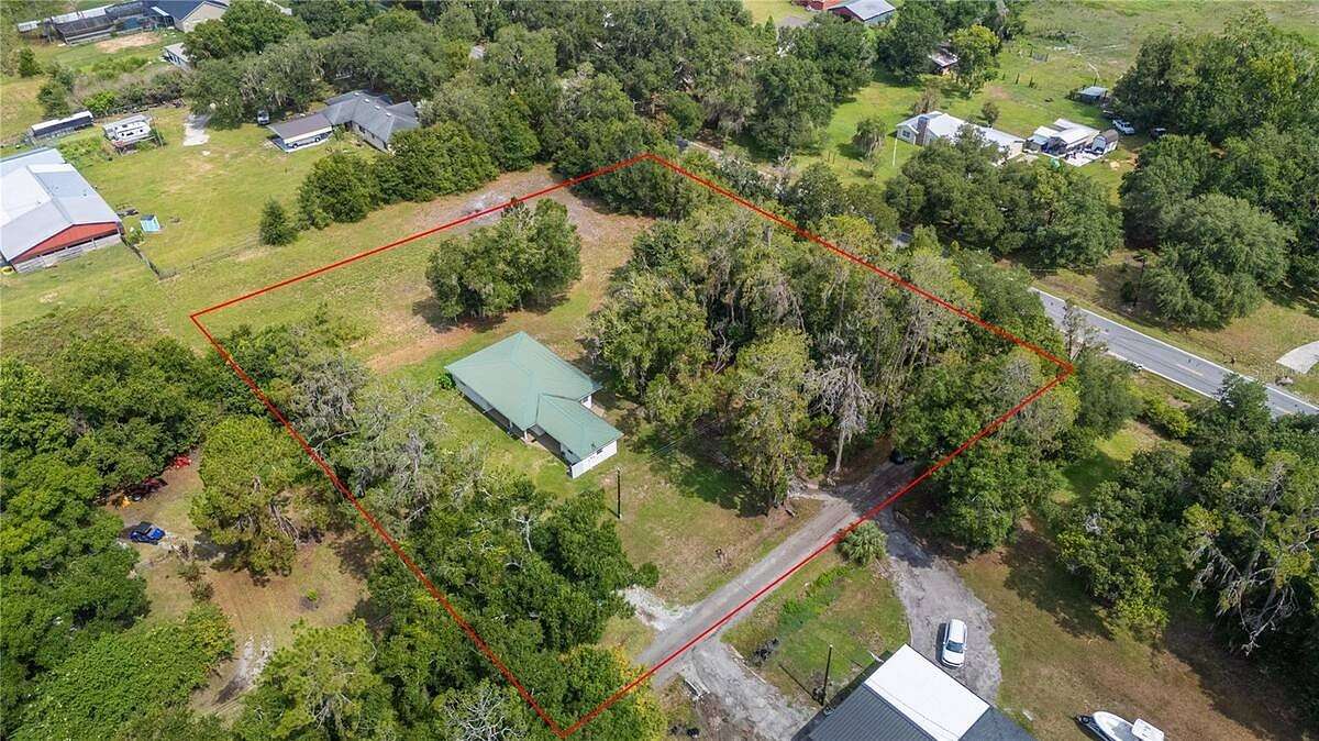 1.75 Acres of Land with Home for Sale in Lakeland, Florida