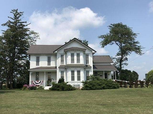 4.59 Acres of Land with Home for Sale in Lamont, Iowa