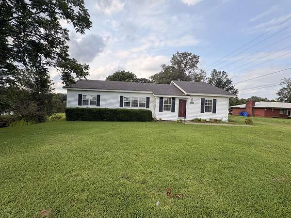 4 Acres of Land with Home for Sale in Vardaman, Mississippi