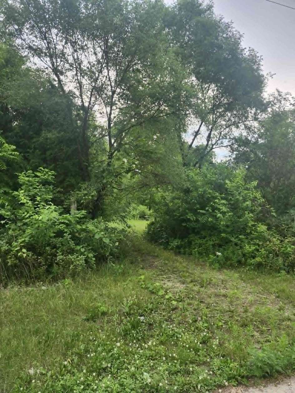 0.6 Acres of Residential Land for Sale in Lone Rock, Wisconsin