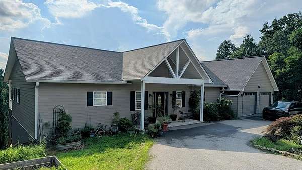 2.5 Acres of Land with Home for Lease in Blairsville, Georgia