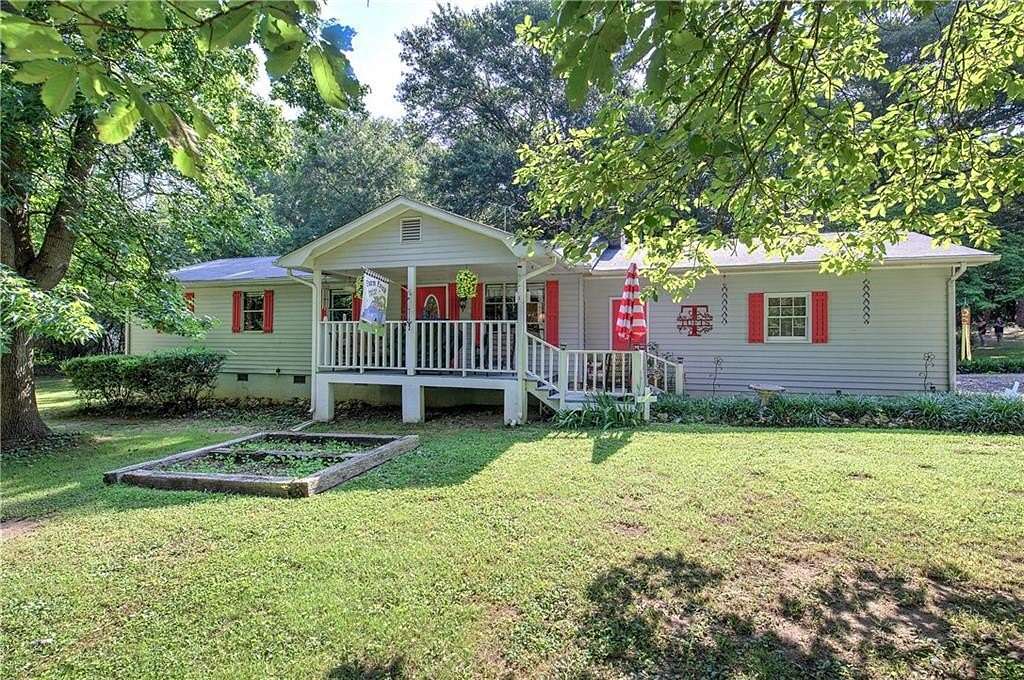 2 Acres of Land with Home for Sale in Kingston, Georgia