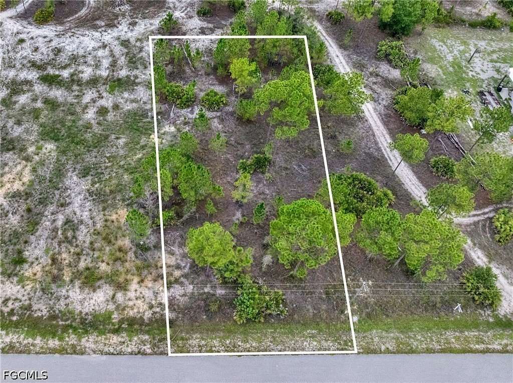 0.5 Acres of Residential Land for Sale in Lehigh Acres, Florida