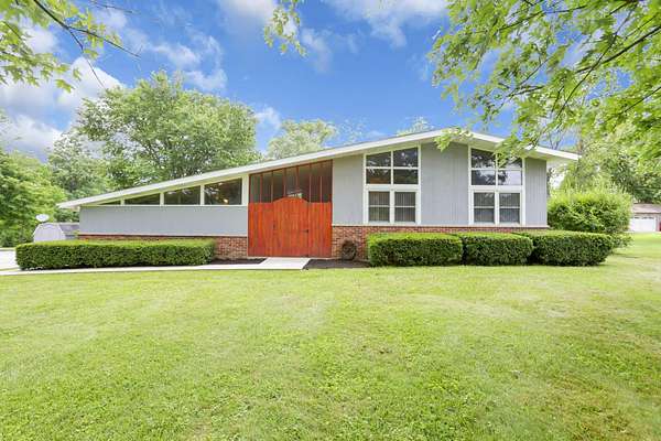 1.5 Acres of Land with Home for Sale in Alexandria, Ohio