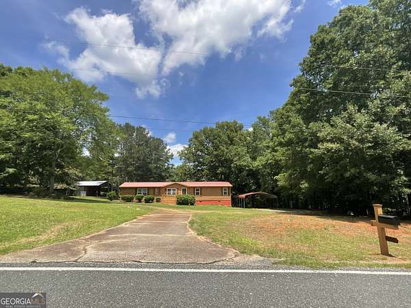 2 Acres of Land with Home for Sale in Rutledge, Georgia