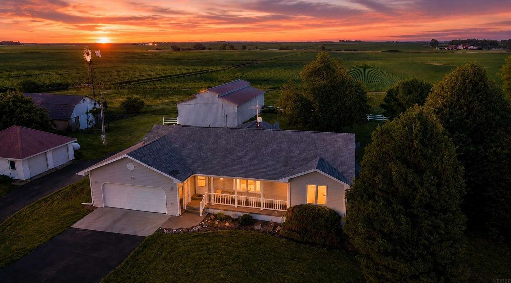 4.15 Acres of Land with Home for Sale in Holland, Iowa