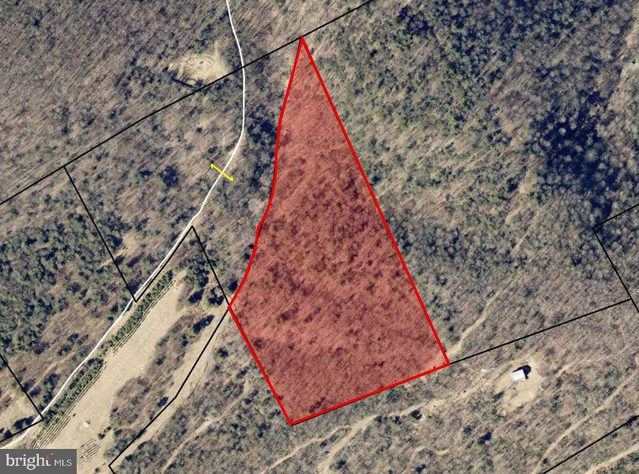 13.9 Acres of Recreational Land for Sale in Mifflintown, Pennsylvania