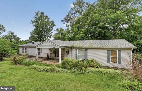 2 Acres of Land with Home for Sale in Vinton, Virginia