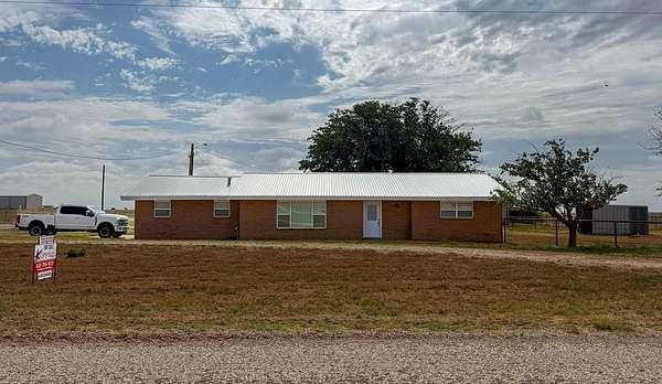 5 Acres of Land with Home for Sale in Seminole, Texas