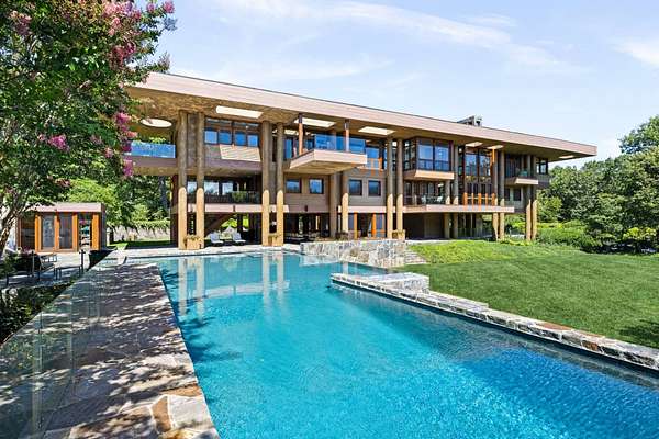 10 Acres of Land with Home for Lease in Water Mill, New York