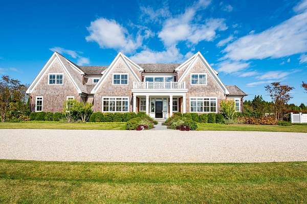 2 Acres of Land with Home for Lease in Water Mill, New York