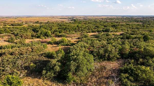 125 Acres of Recreational Land for Sale in Mooreland, Oklahoma