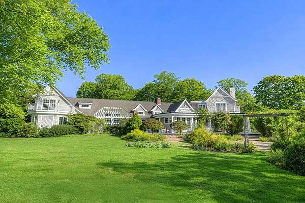1.74 Acres of Land with Home for Lease in East Hampton, New York