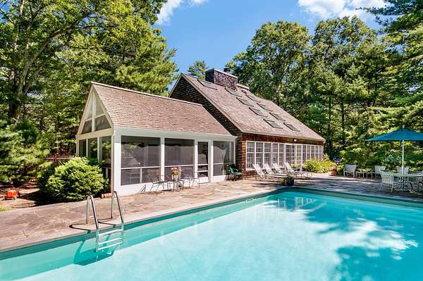2 Acres of Land with Home for Lease in East Hampton, New York