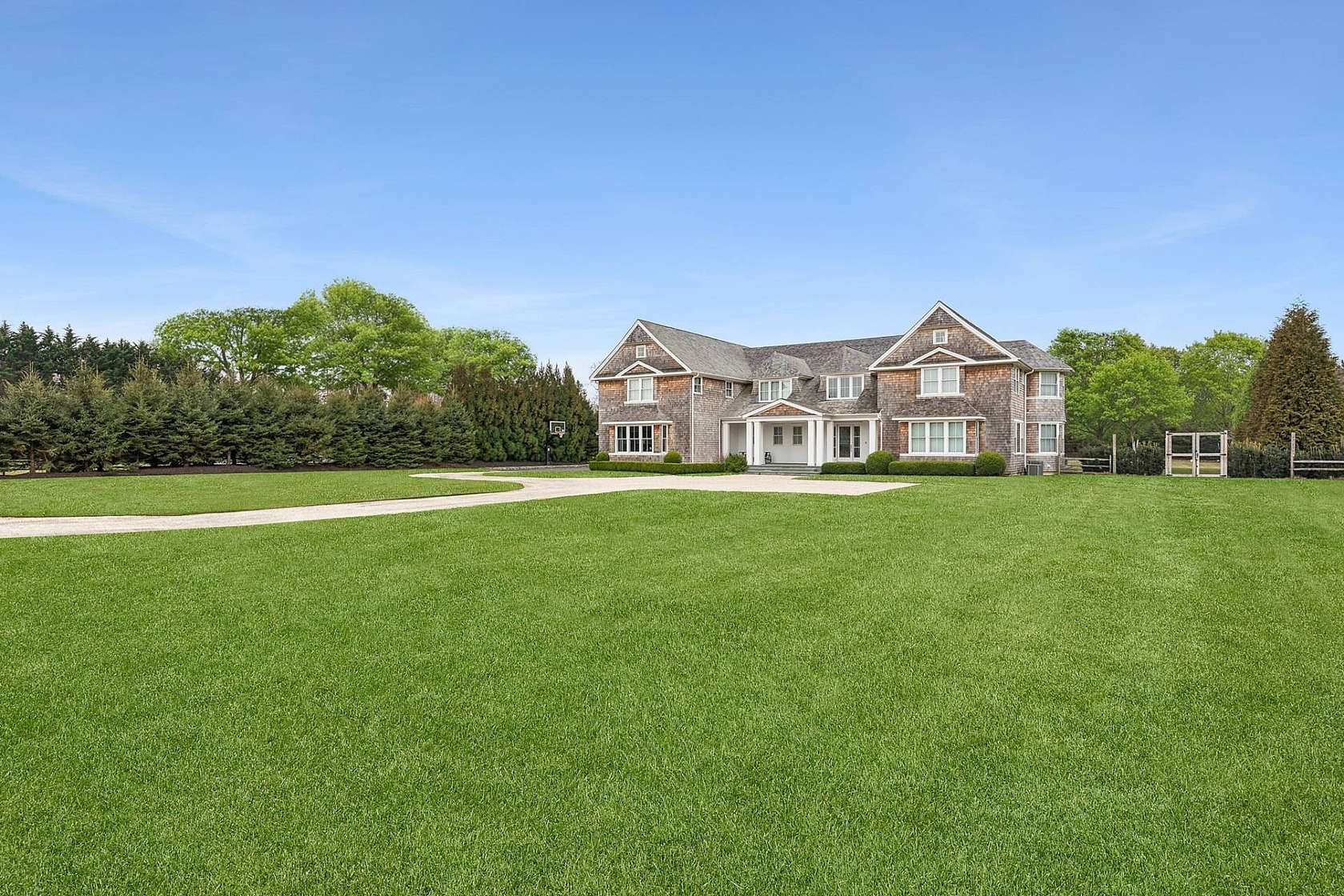 2 Acres of Land with Home for Lease in Southampton, New York