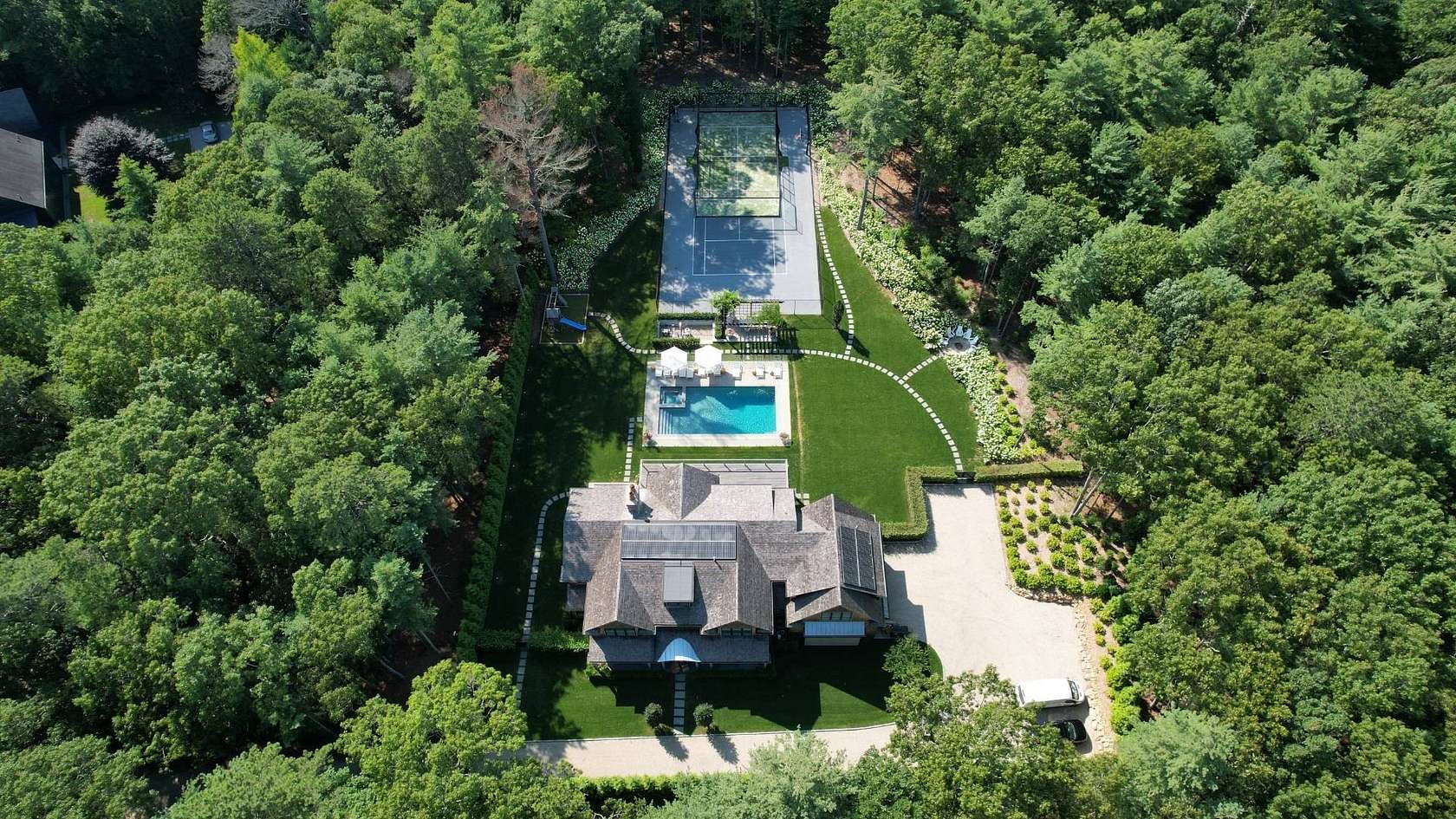 4.1 Acres of Land with Home for Lease in East Hampton, New York