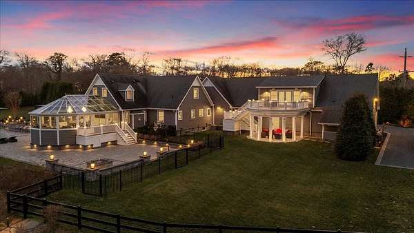 2.5 Acres of Land with Home for Lease in Hampton Bays, New York