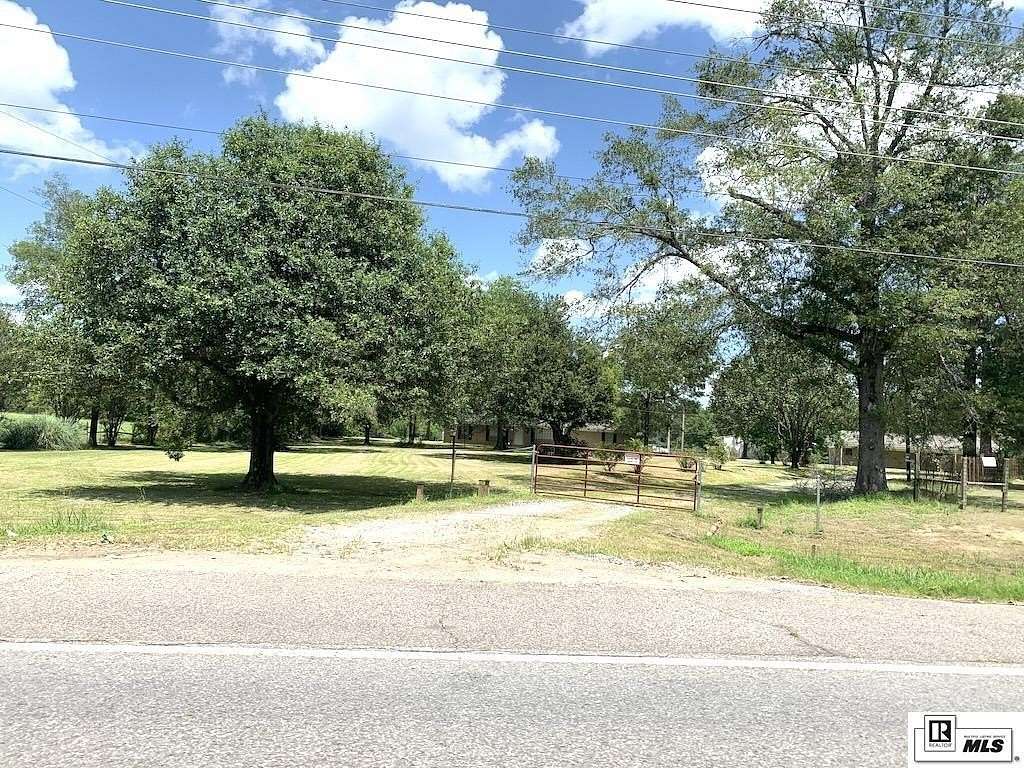7.16 Acres of Land with Home for Sale in Monroe, Louisiana