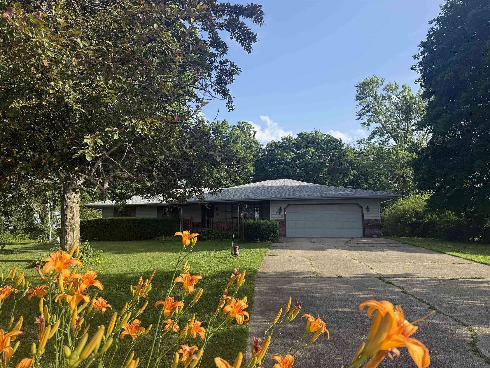 2.45 Acres of Land with Home for Sale in Rockford, Illinois