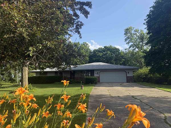 2.45 Acres of Land with Home for Sale in Rockford, Illinois