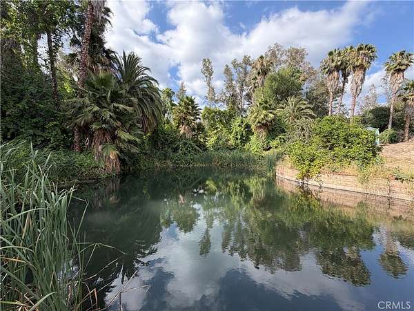 2 Acres of Land for Sale in San Bernardino, California