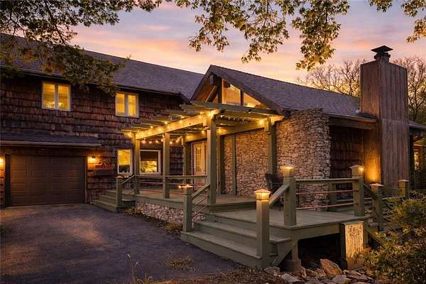 2.22 Acres of Land with Home for Sale in Lee's Summit, Missouri