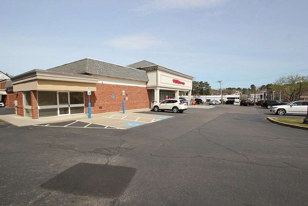 1.44 Acres of Improved Commercial Land for Lease in Franklin, Massachusetts