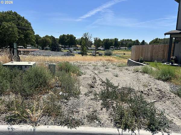 0.19 Acres of Residential Land for Sale in Hermiston, Oregon