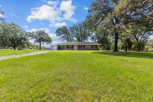 2.5 Acres of Land with Home for Sale in Lufkin, Texas